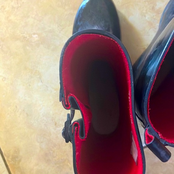 Size 8 rain boots from capelli - Picture 6 of 6